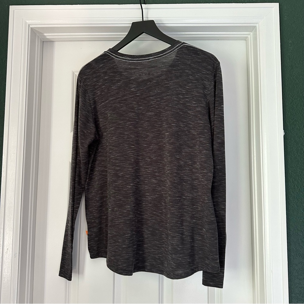 Orvis Gray Long Sleeve Tee Classic Crew Neck - Picture 3 of 5